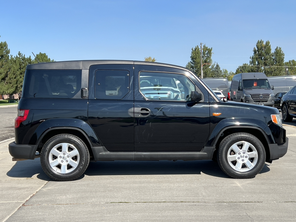 2011 Honda Element EX 34