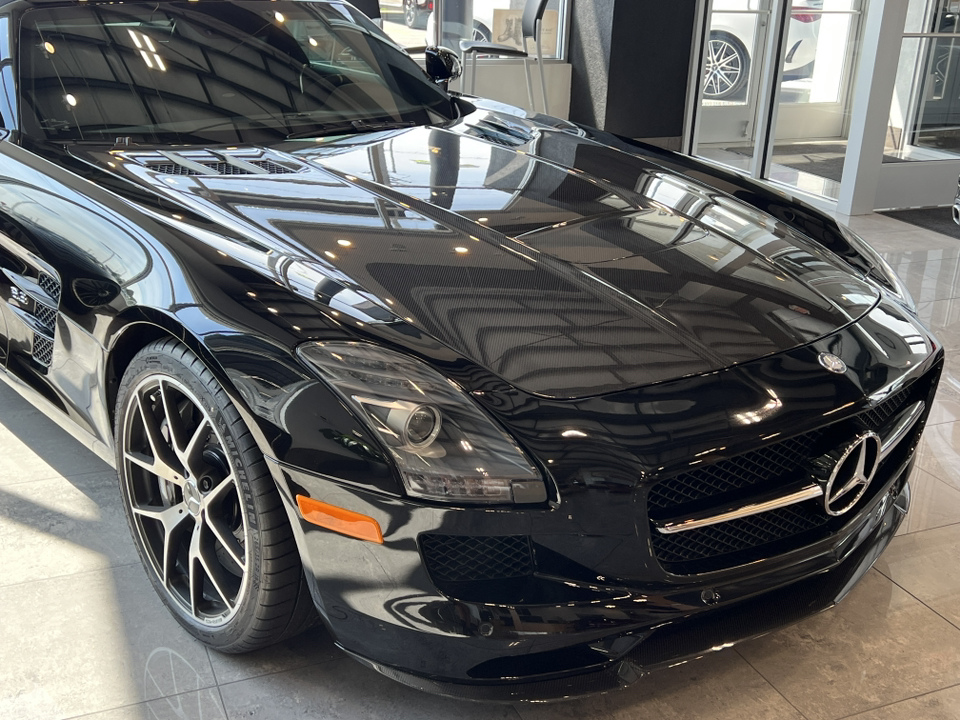 2015 Mercedes-Benz SLS AMG GT 36