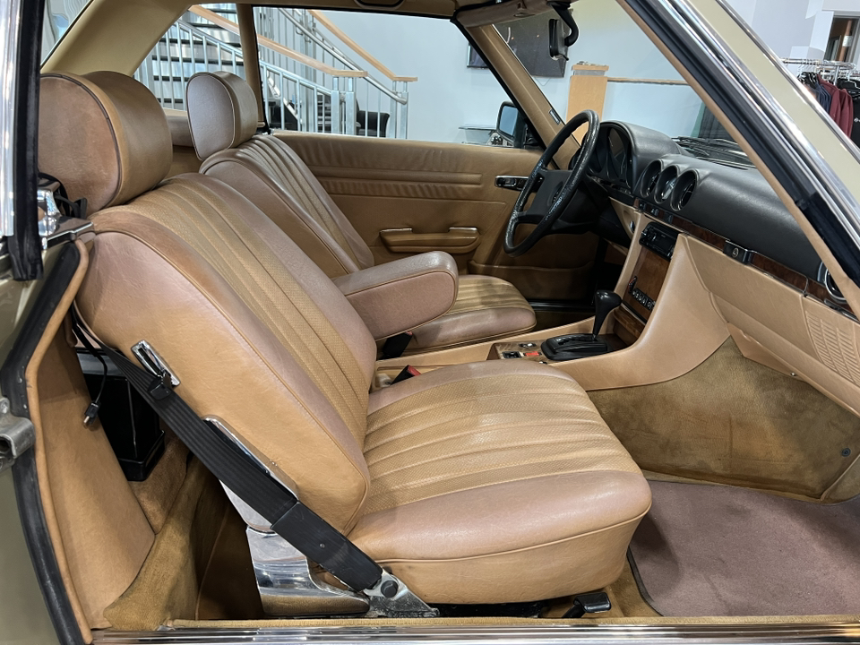 1984 Mercedes-Benz 300-Class 380 SL 15