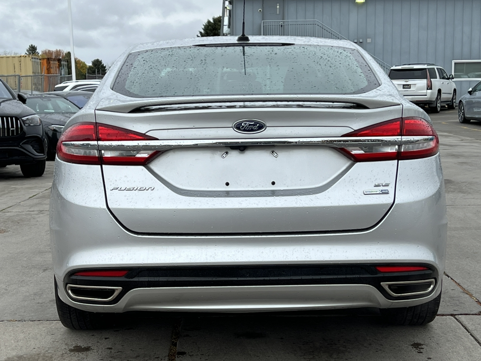 2018 Ford Fusion SE 38