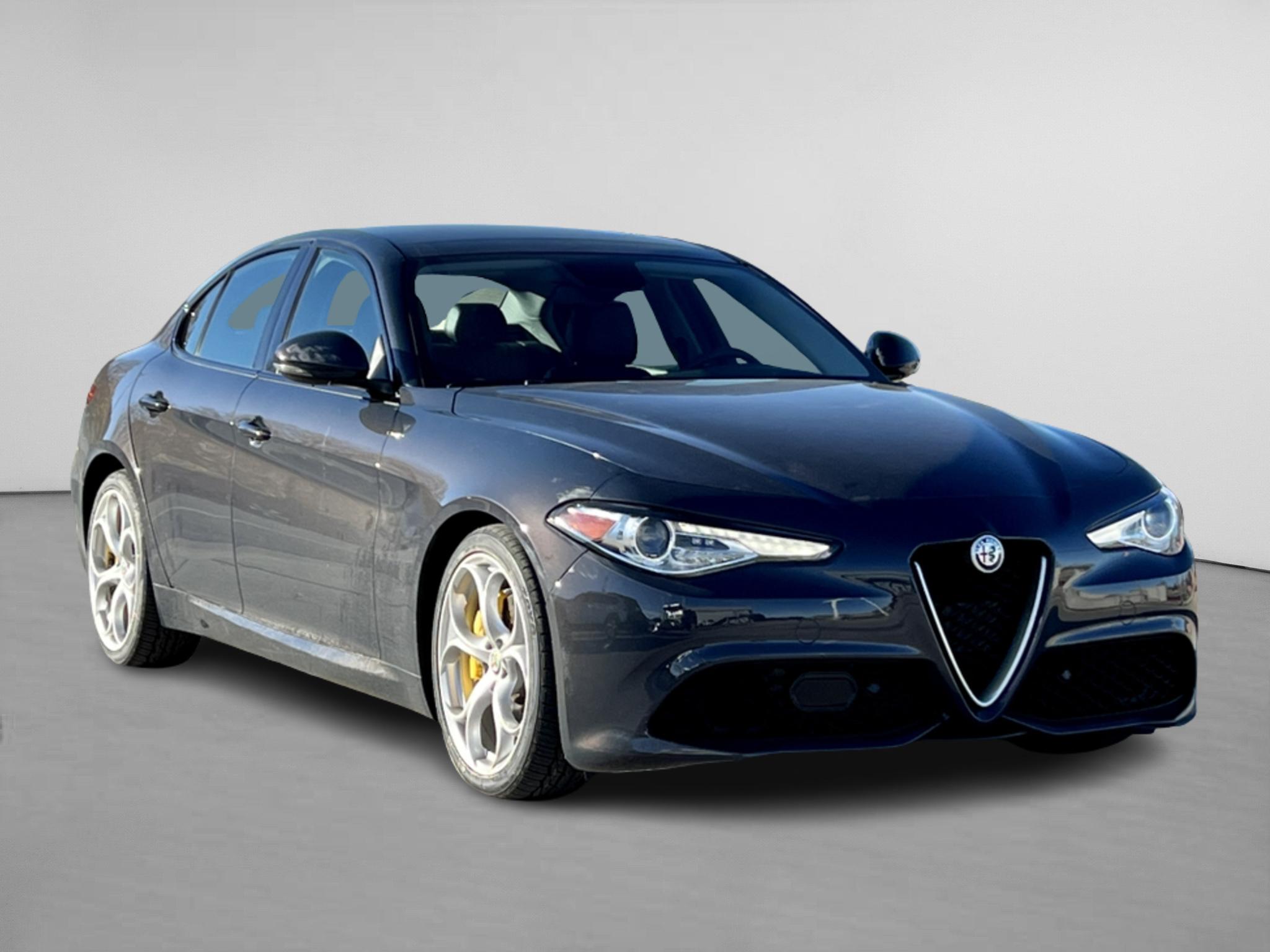 2019 Alfa Romeo Giulia Ti Sport 1