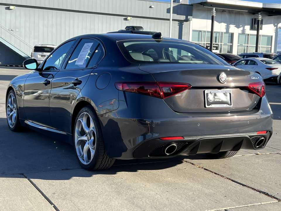 2019 Alfa Romeo Giulia Ti Sport 10