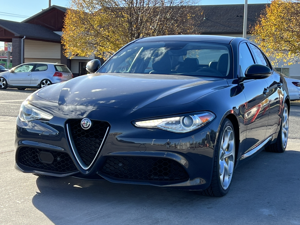 2019 Alfa Romeo Giulia Ti Sport 42