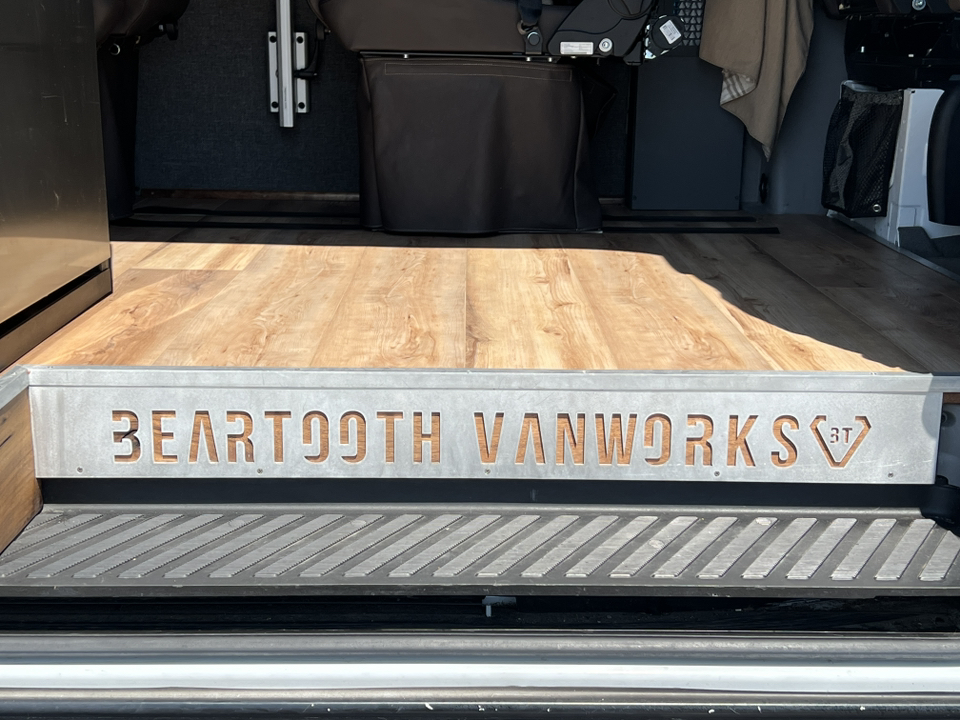 2018 Mercedes-Benz Sprinter 2500 Cargo 170 WB 5