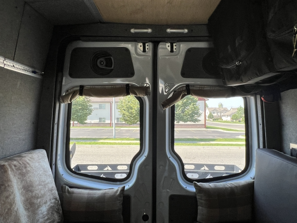 2018 Mercedes-Benz Sprinter 2500 Cargo 170 WB 22