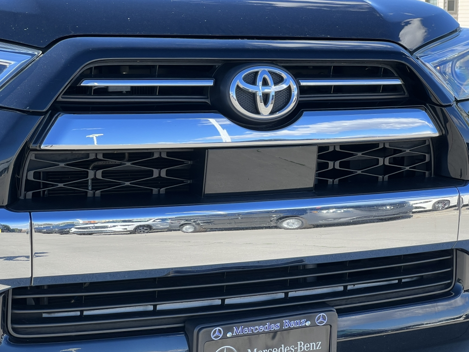 2020 Toyota 4Runner Limited 39