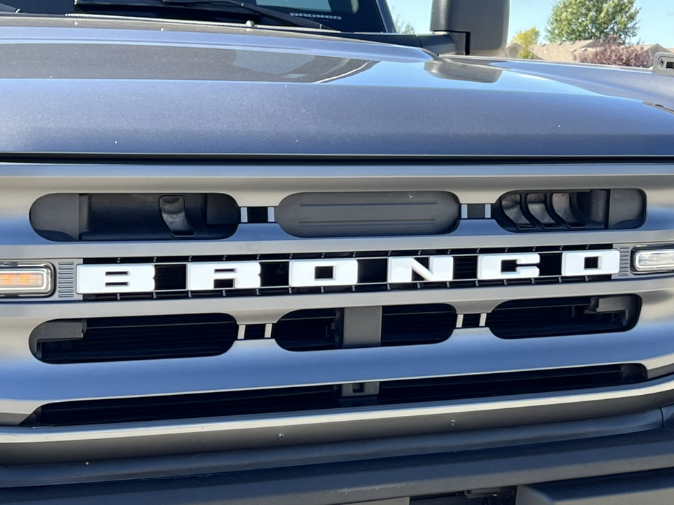 2021 Ford Bronco  44