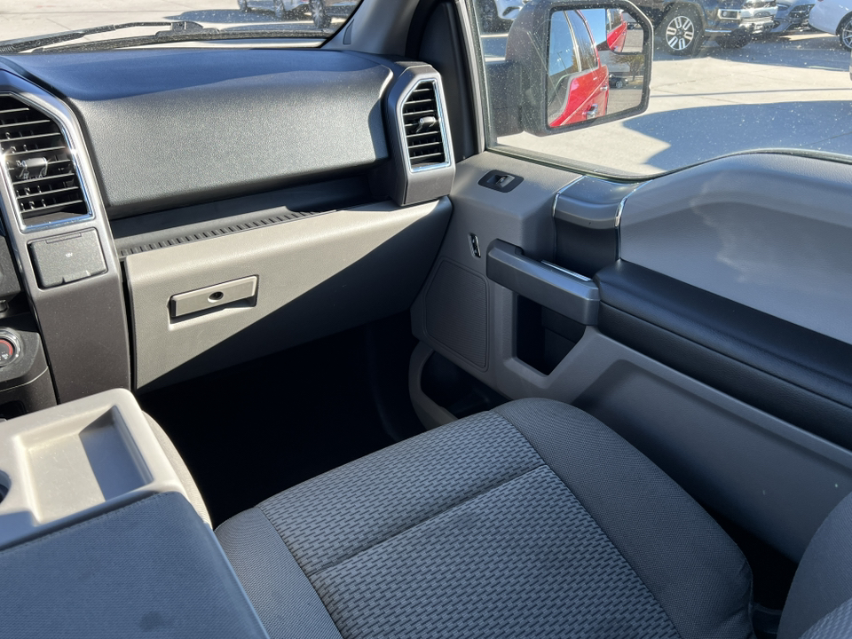 2016 Ford F-150  35