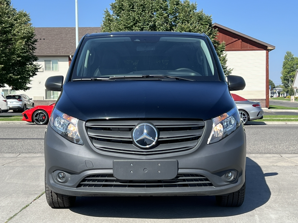 2023 Mercedes-Benz Metris Passenger 31