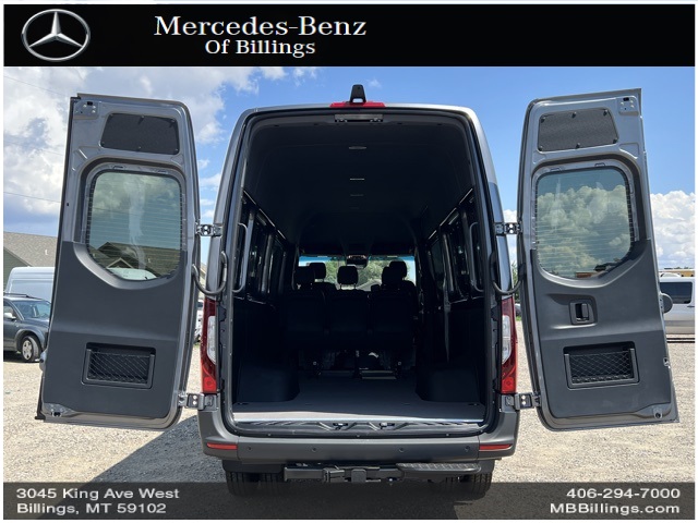 2023 Mercedes-Benz Sprinter 3500 Crew 170 in. WB 43