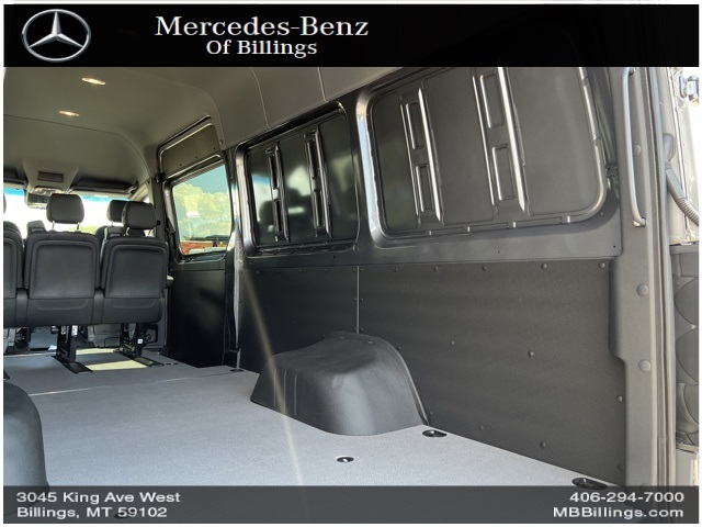 2023 Mercedes-Benz Sprinter 3500 Crew 170 in. WB 48