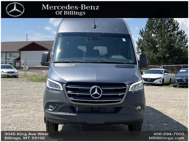 2023 Mercedes-Benz Sprinter 3500 Crew 170 in. WB 55