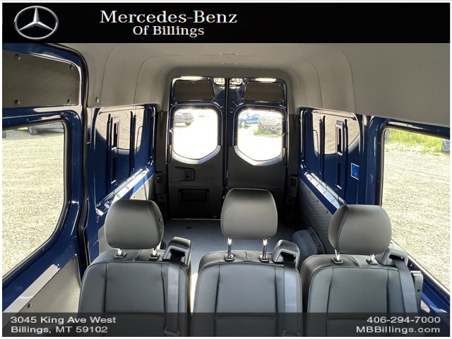 2023 Mercedes-Benz Sprinter 2500 Crew 144 WB 37