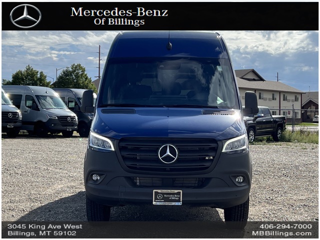 2023 Mercedes-Benz Sprinter 2500 Crew 144 WB 53