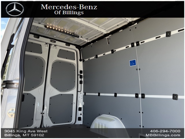 2023 Mercedes-Benz Sprinter 2500 Cargo 144 WB 4