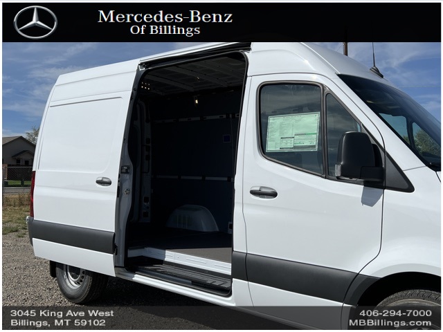 2023 Mercedes-Benz Sprinter 2500 Cargo 144 WB 5