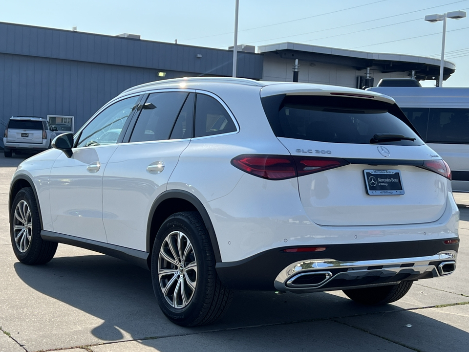 2024 Mercedes-Benz GLC GLC 300 7