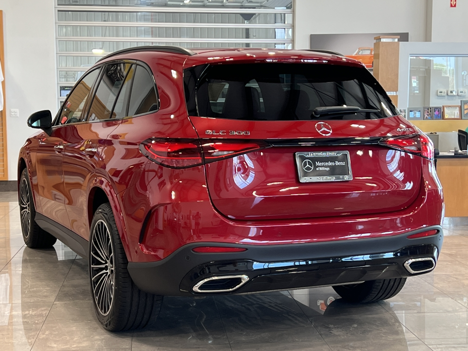 2024 Mercedes-Benz GLC GLC 300 8