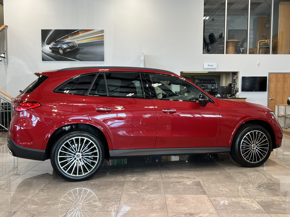 2024 Mercedes-Benz GLC GLC 300 42