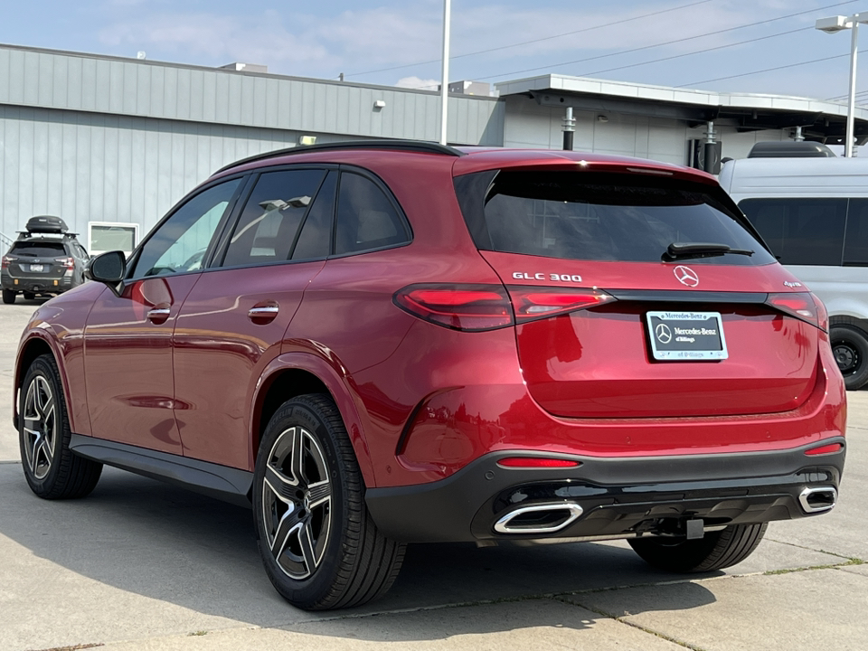 2024 Mercedes-Benz GLC GLC 300 8