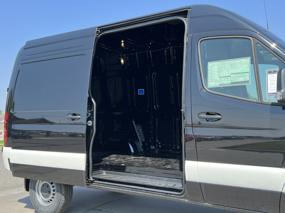 2024 Mercedes-Benz Sprinter 2500 Cargo 144 WB 31