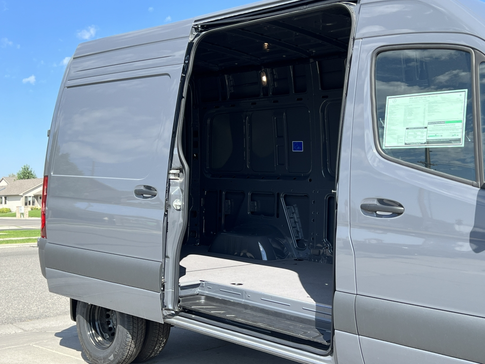 2024 Mercedes-Benz Sprinter 3500 Cargo 144 WB 31