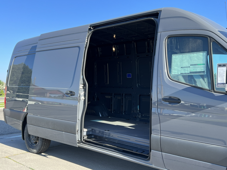 2024 Mercedes-Benz Sprinter 2500 Cargo 170 WB 31