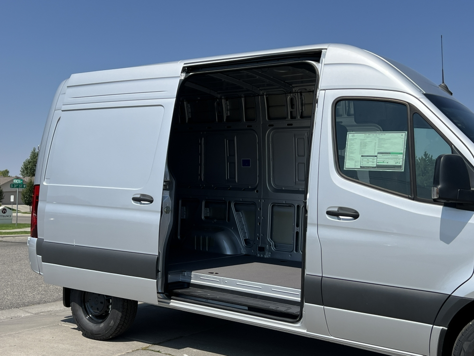 2024 Mercedes-Benz Sprinter 2500 Cargo 144 WB 31