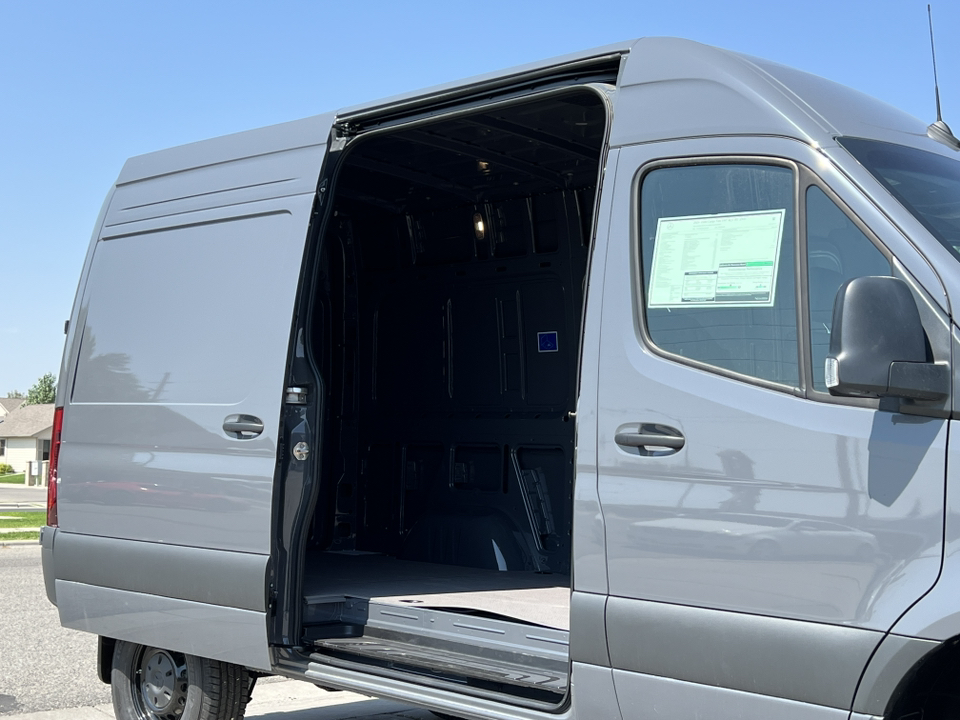 2024 Mercedes-Benz Sprinter 2500 Crew 144 WB 34