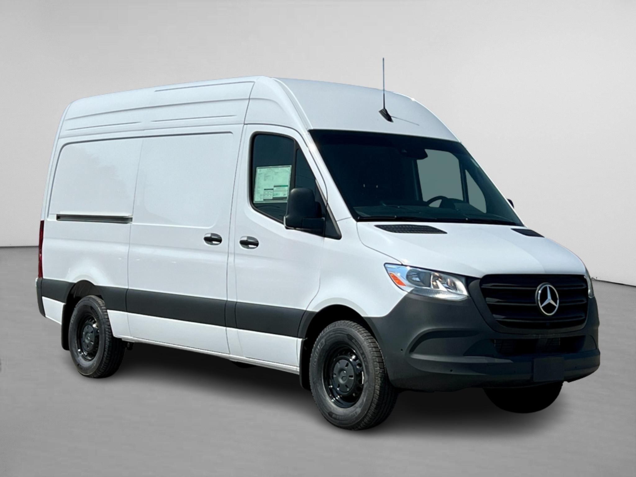 2024 Mercedes-Benz Sprinter 2500 Cargo 144 WB 1