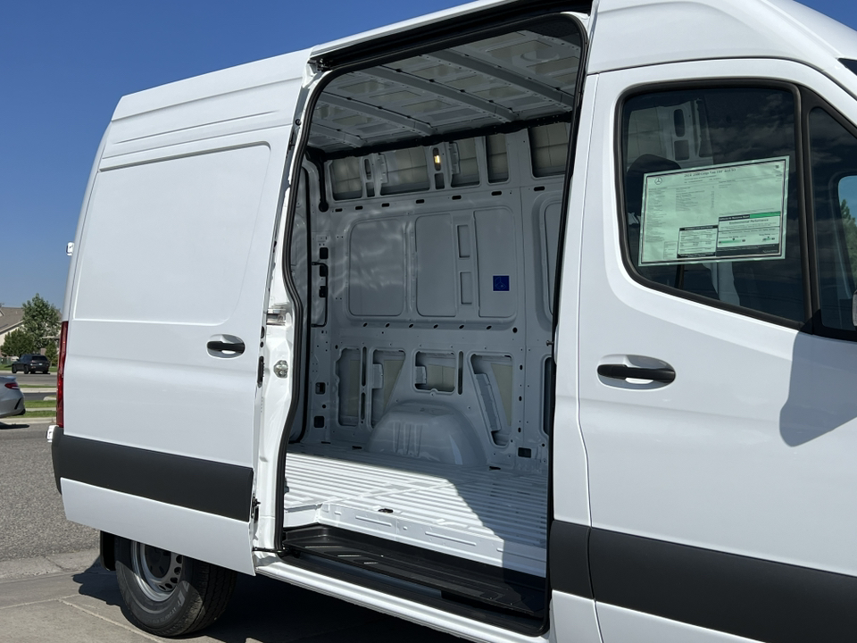 2024 Mercedes-Benz Sprinter 2500 Cargo 144 WB 29