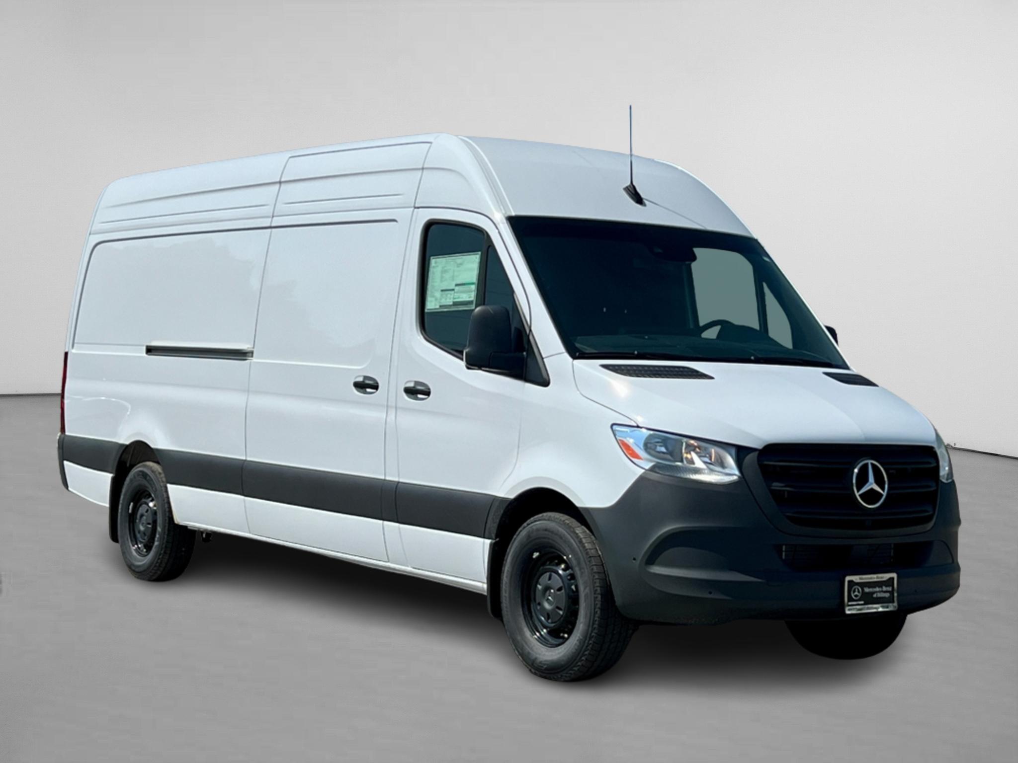 2024 Mercedes-Benz Sprinter 2500 Cargo 170 WB 1