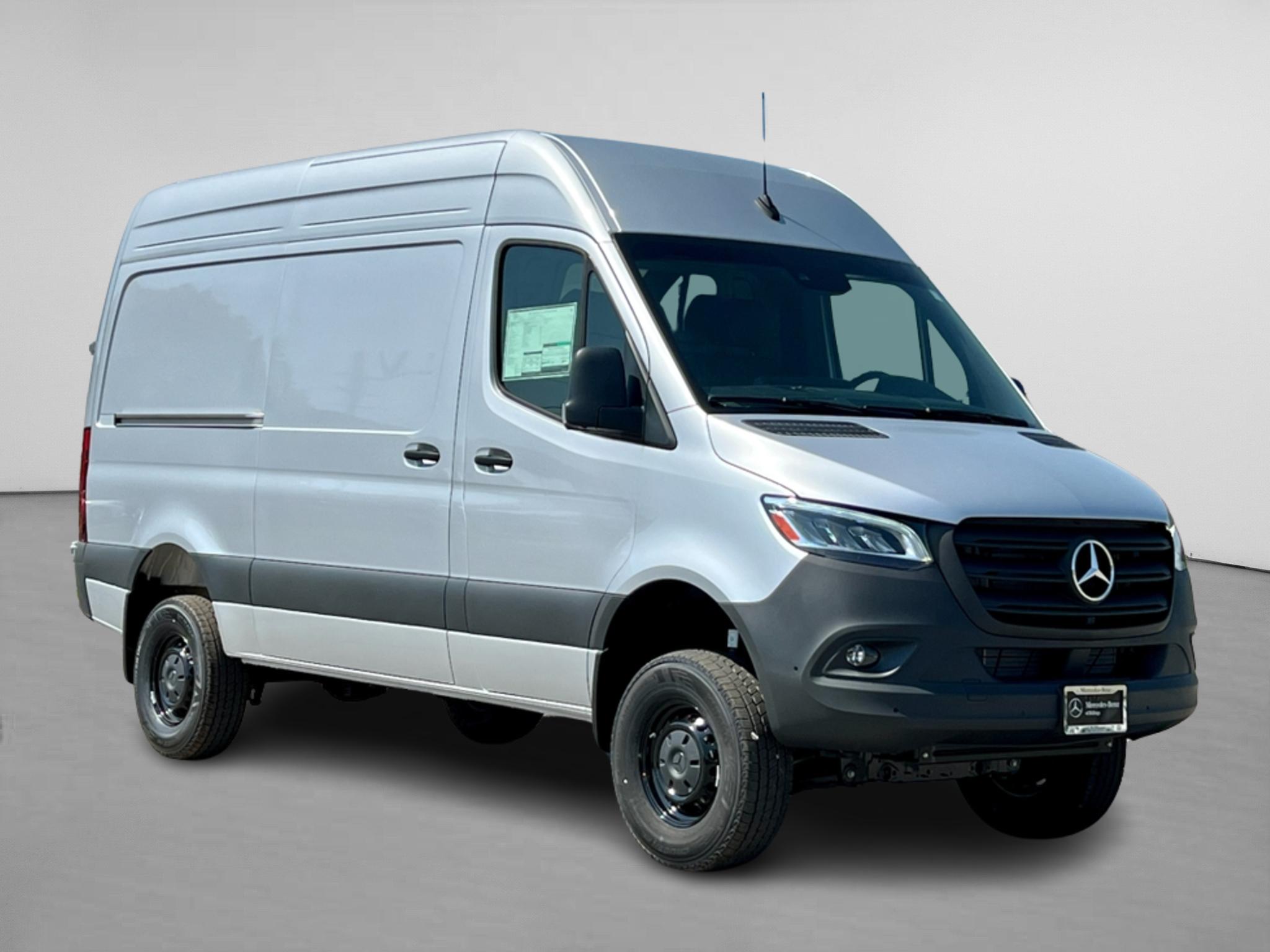 2024 Mercedes-Benz Sprinter 2500 Cargo 144 WB 1