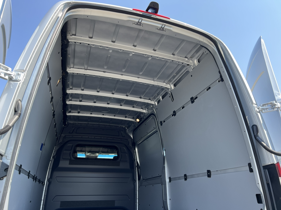 2024 Mercedes-Benz Sprinter 2500 Cargo 144 WB 4