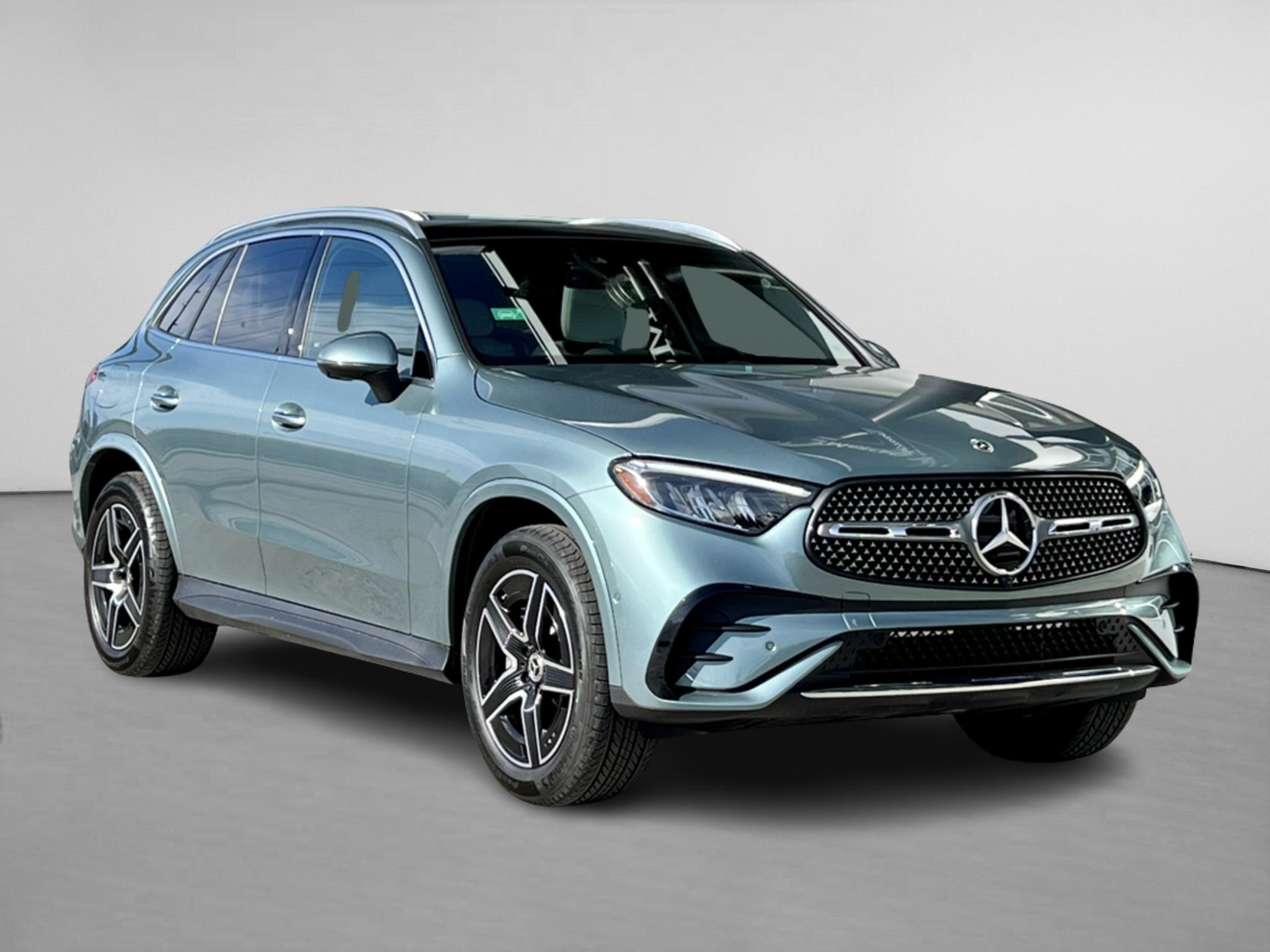 2025 Mercedes-Benz GLC GLC 350e 1