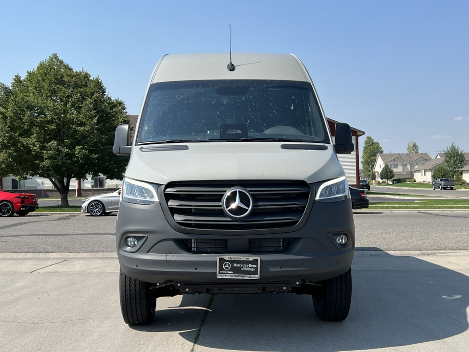 2025 Mercedes-Benz Sprinter 2500 Crew 170 WB 40