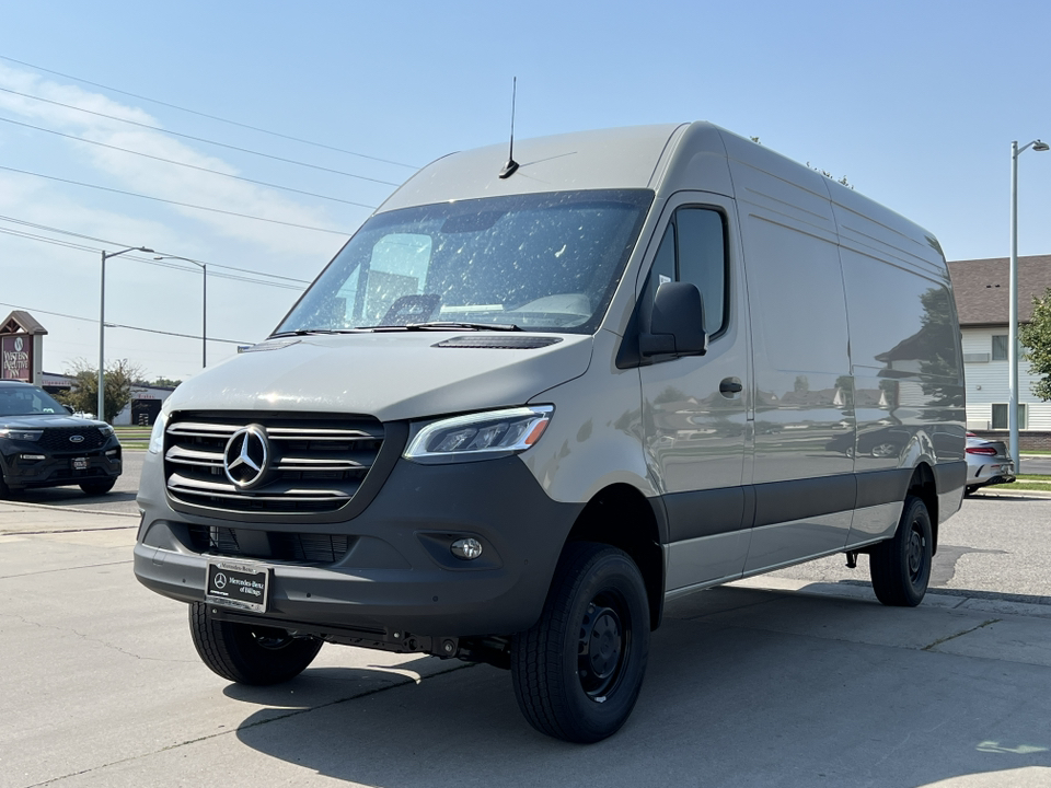 2025 Mercedes-Benz Sprinter 2500 Crew 170 WB 41