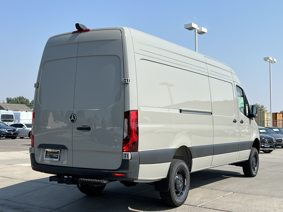 2025 Mercedes-Benz Sprinter 2500 Crew 170 WB 43