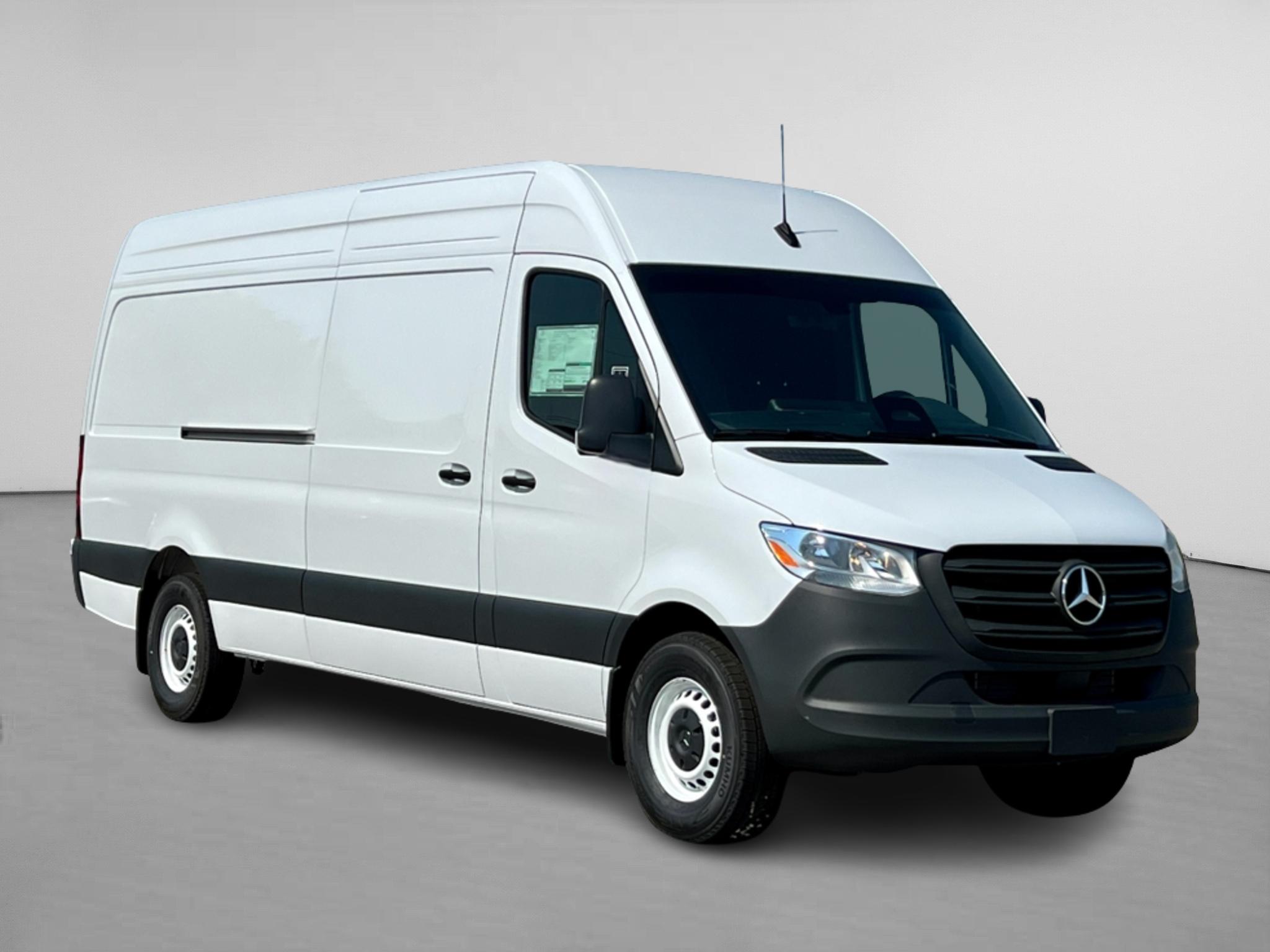 2025 Mercedes-Benz Sprinter 2500 Cargo 170 WB 1