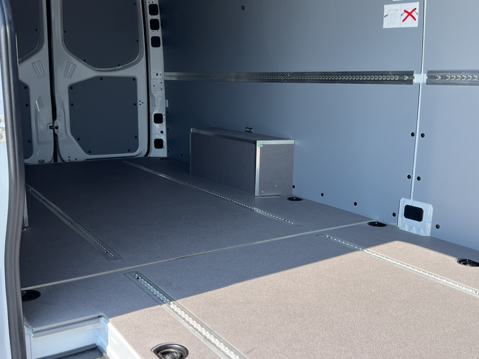 2025 Mercedes-Benz Sprinter 2500 Cargo 170 WB 29