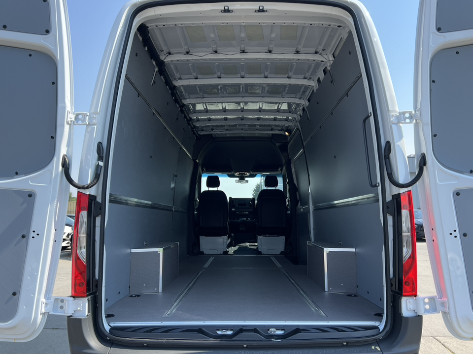 2025 Mercedes-Benz Sprinter 2500 Cargo 170 WB 35