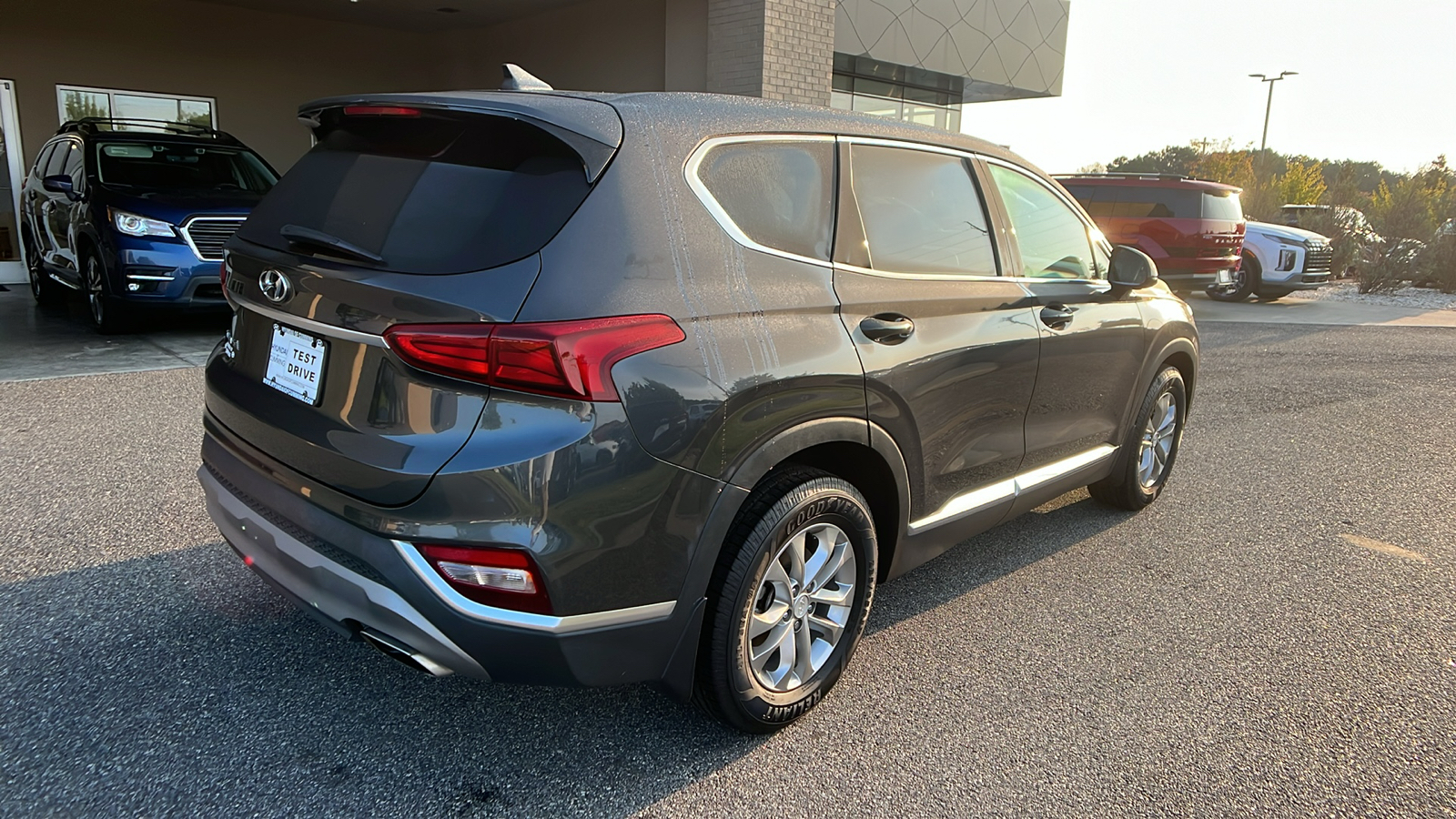 2020 Hyundai Santa Fe SEL 2.4 7