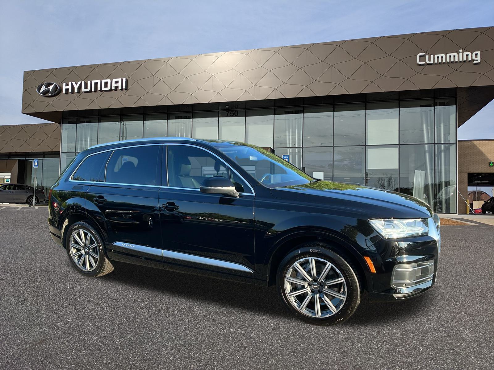 2019 Audi Q7 45 SE Premium Plus 1