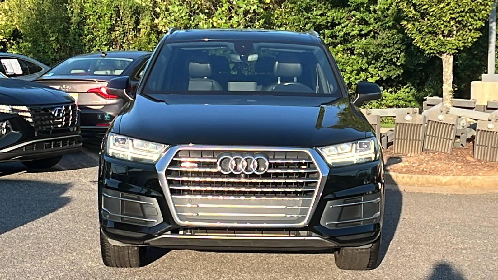 2019 Audi Q7 45 SE Premium Plus 2