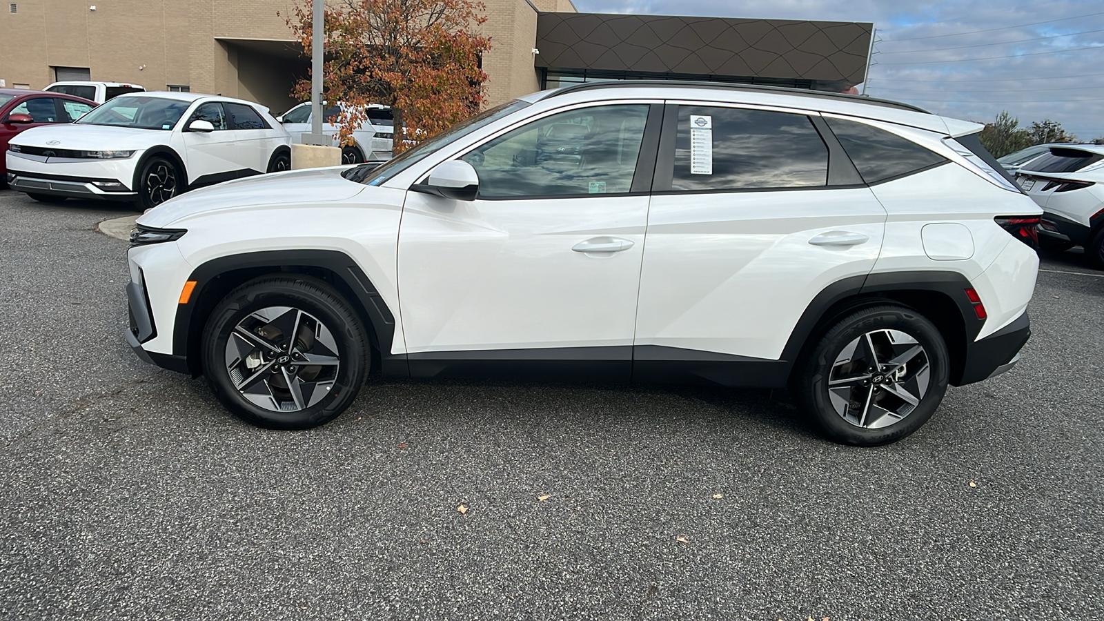 2025 Hyundai Tucson SEL 4