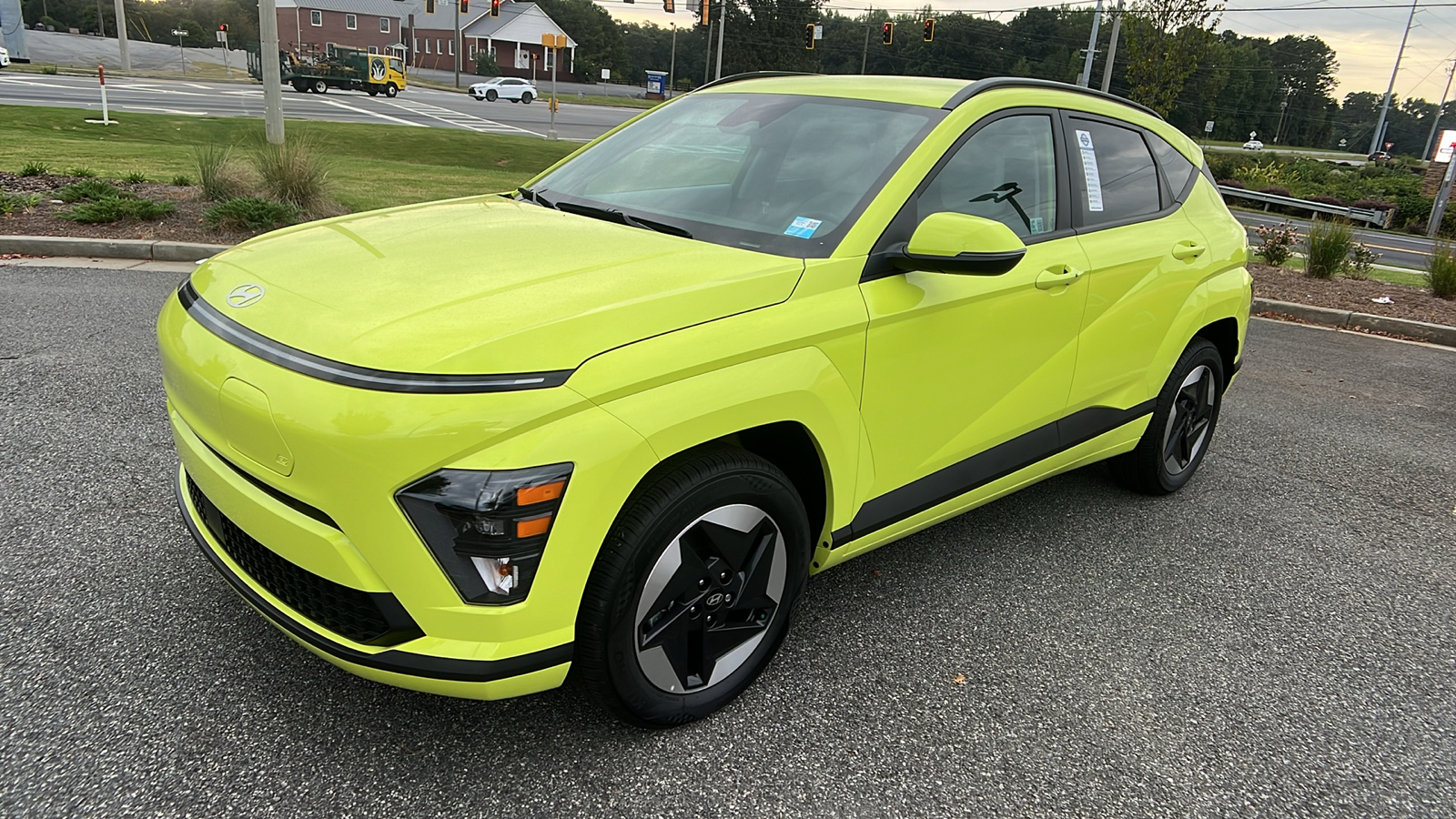 2025 Hyundai Kona Electric SEL 3