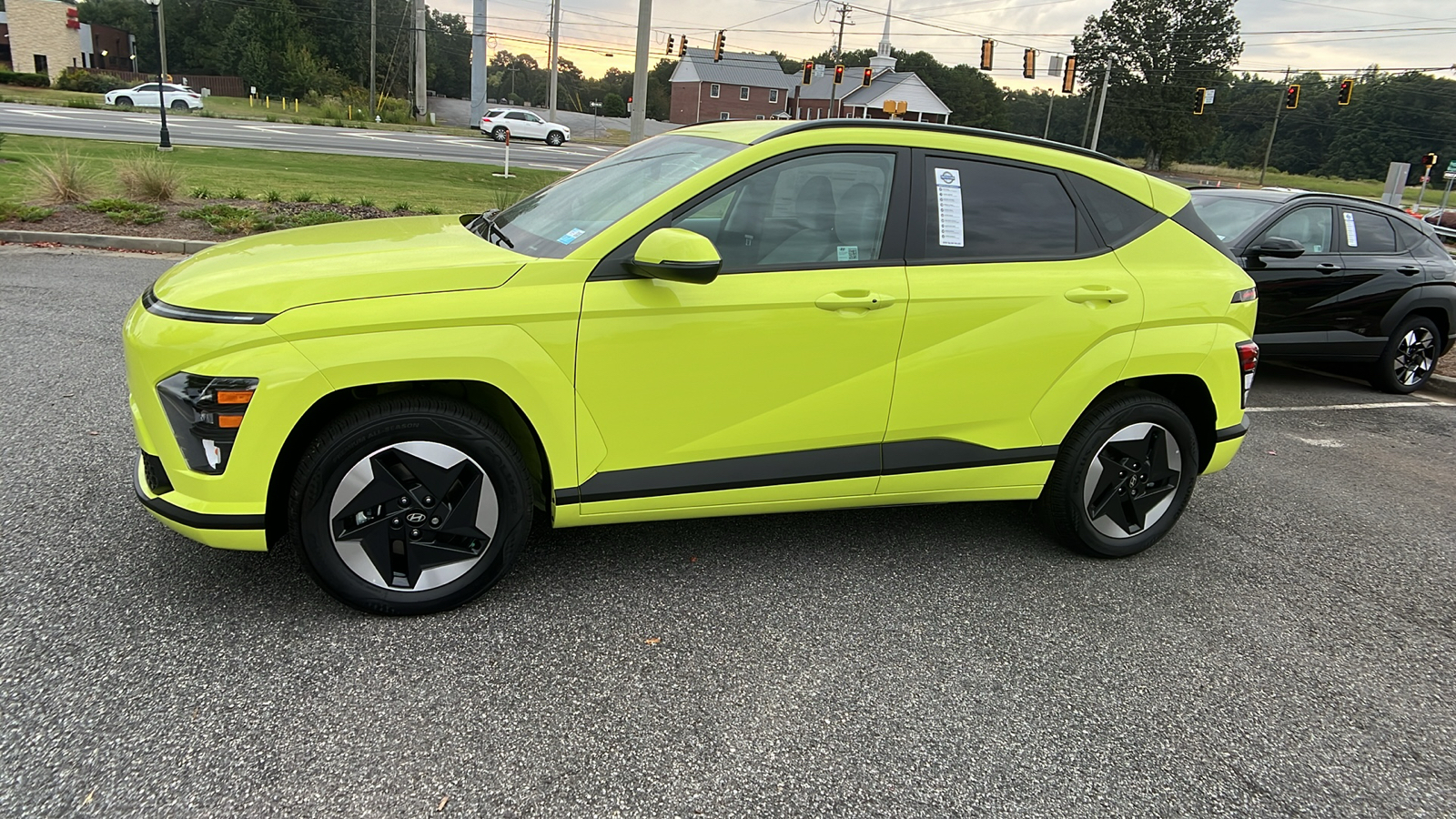 2025 Hyundai Kona Electric SEL 4