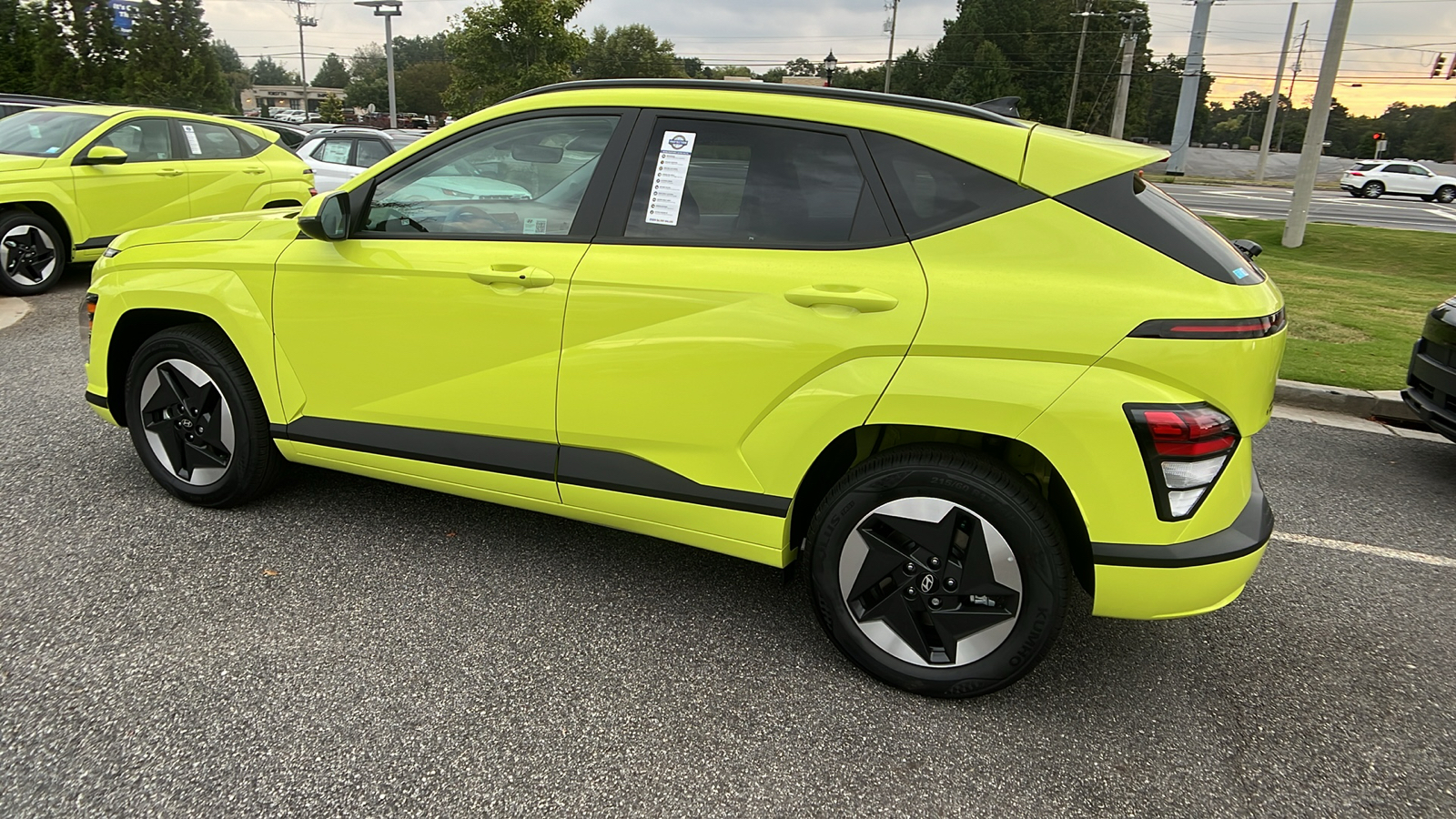 2025 Hyundai Kona Electric SEL 5