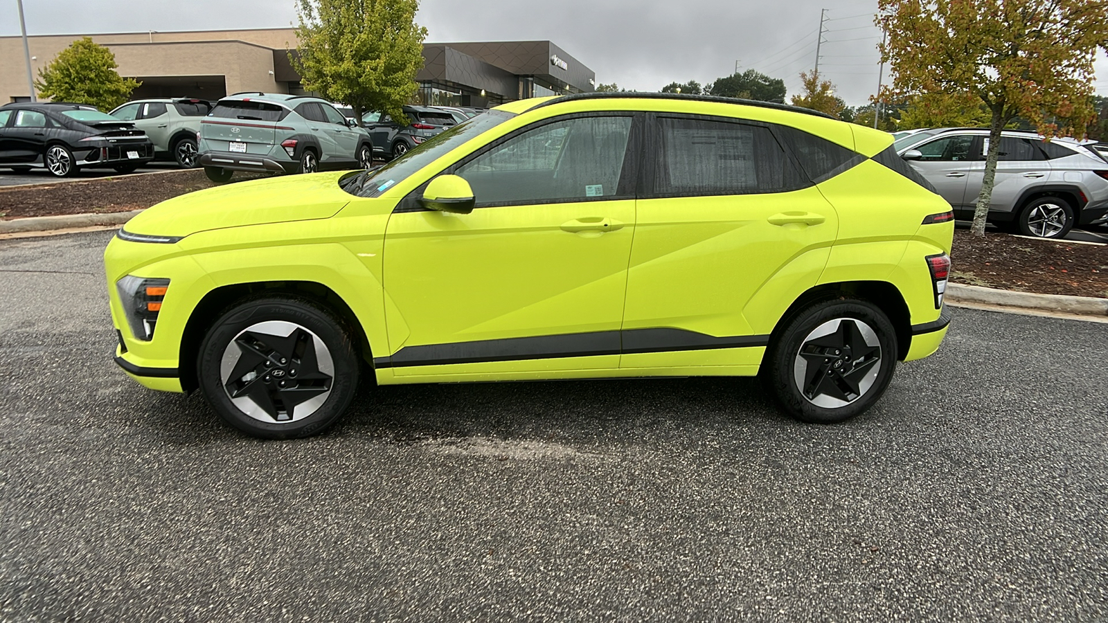 2025 Hyundai Kona Electric SEL 4