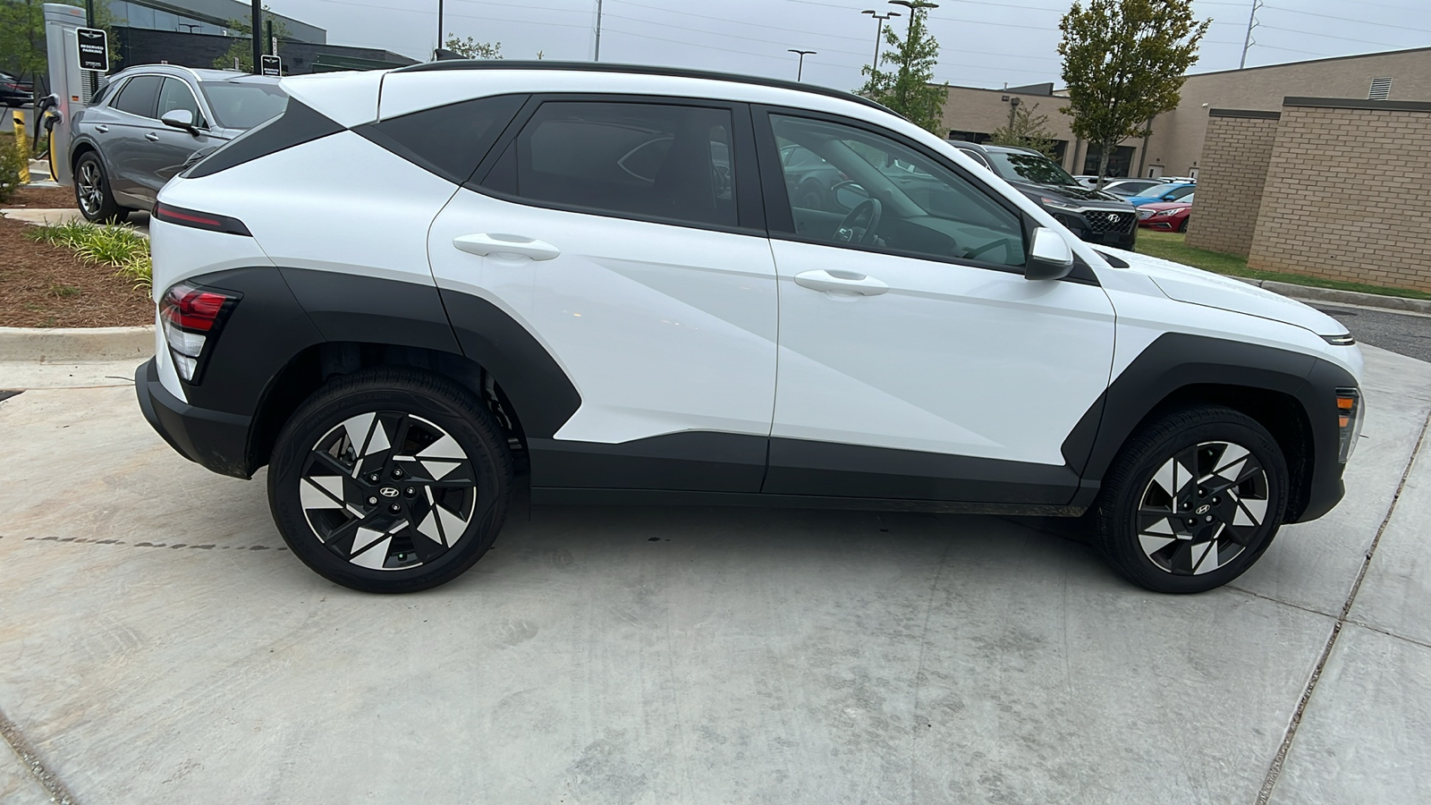 2024 Hyundai KONA  8